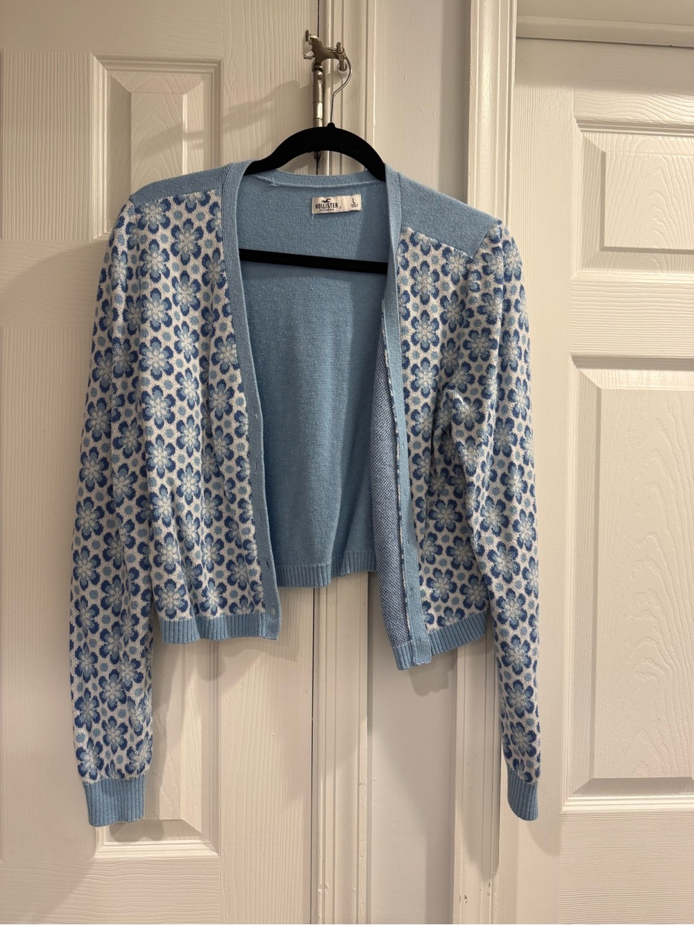 Hollister Light Blue Floral Cropped Cardigan